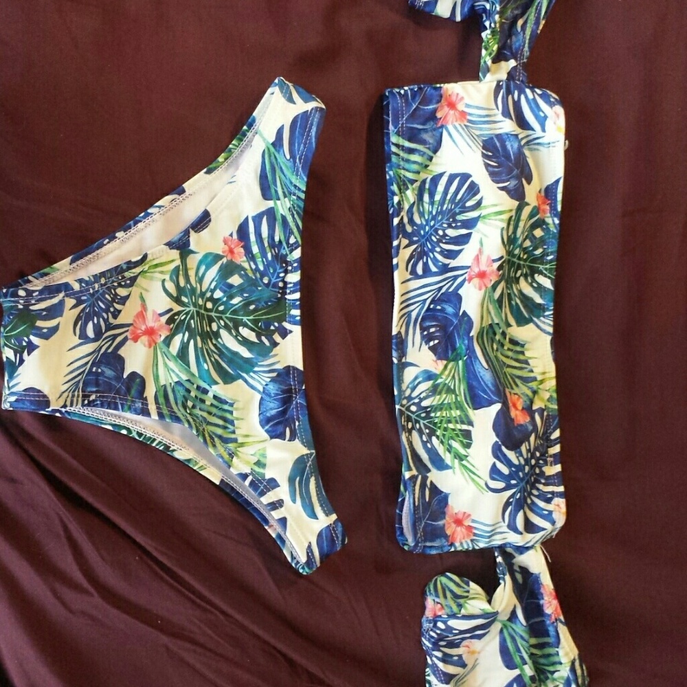 Floral bikini
